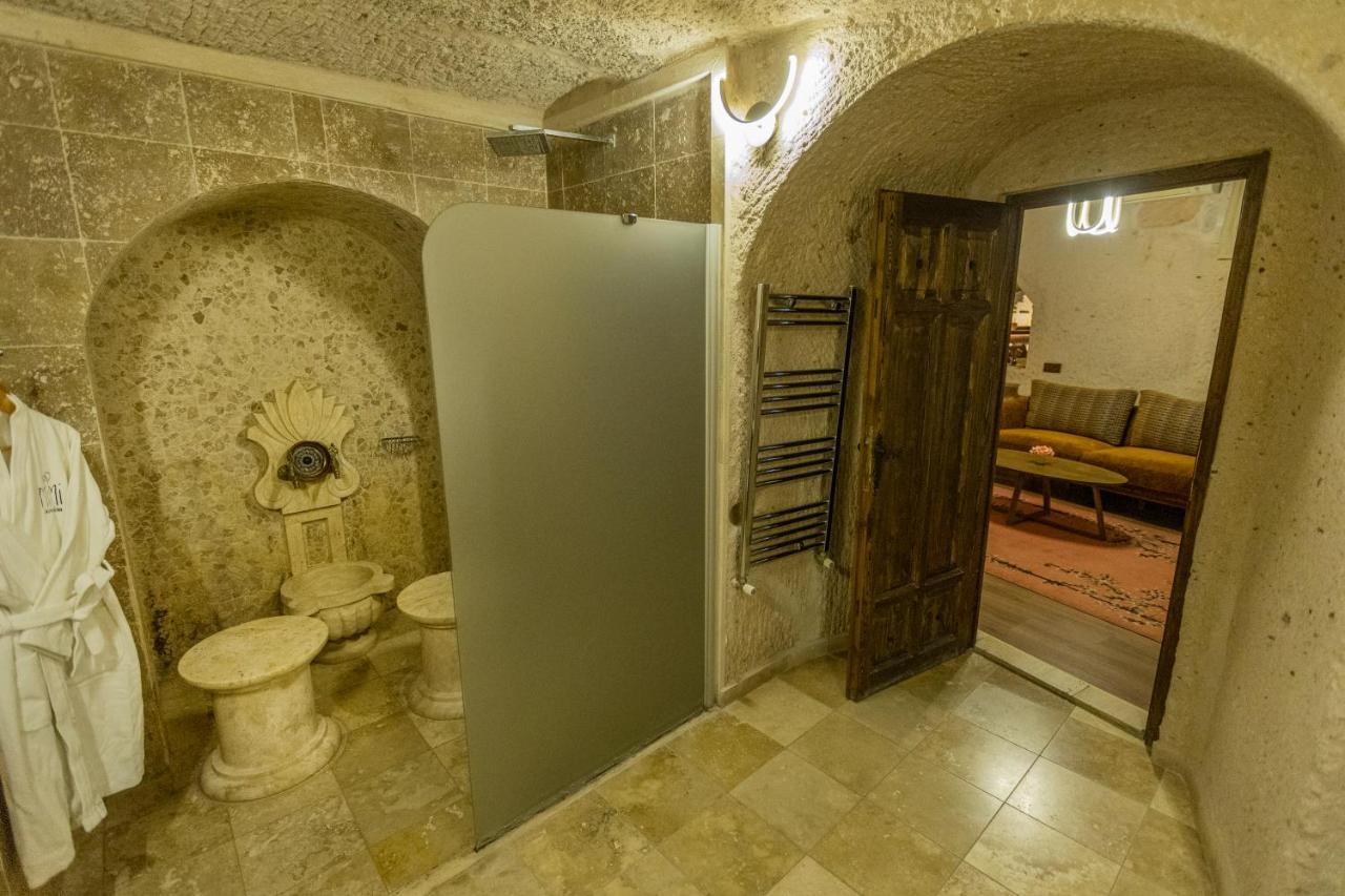 Mimi Cappadocia Luxury Cave Hotel Üchisar Bagian luar foto